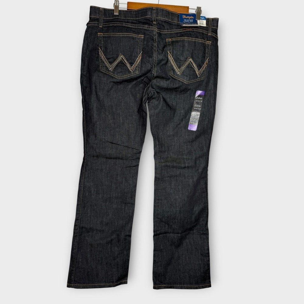 NWT Wrangler Q-Baby Ultimate Riding Jeans Mid Rise Bootcut Dark Blue 15/16 × 32 - Picture 10 of 13